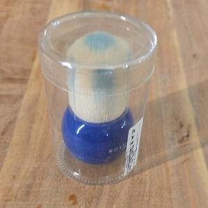 Brand New, Never Used Japanese Kabuki Makeup Brush.